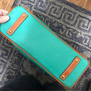 Dooney & Bourke teal handbag